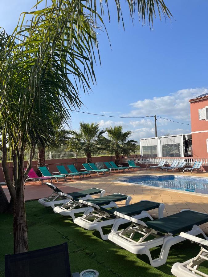 Villa Paradis Pera - Quartos Para Ferias Экстерьер фото